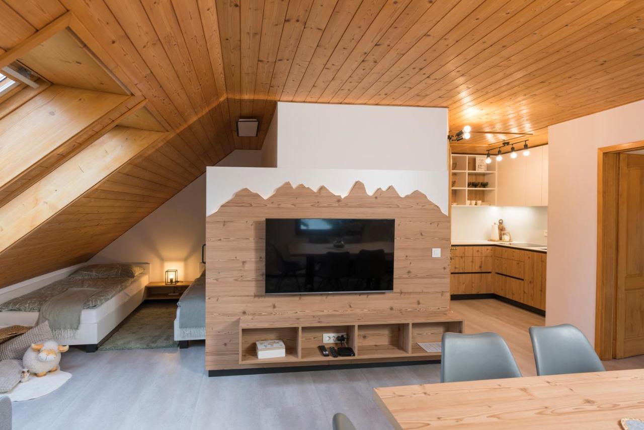 Hisa Rodica Apartment Бохин Екстериор снимка